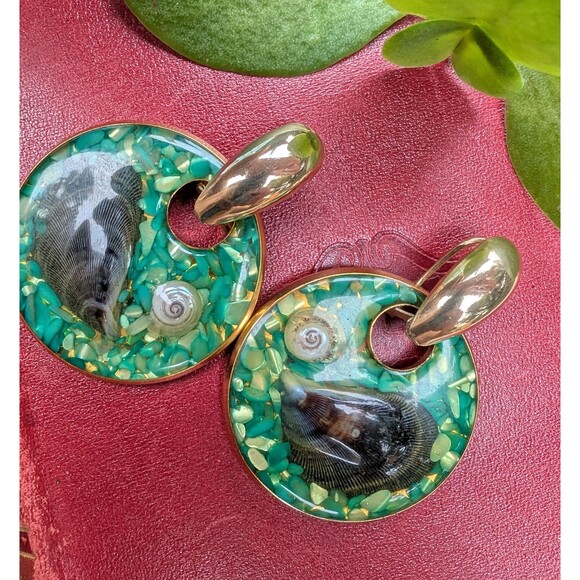Vintage Chunky Green Earrings, Beachy Shell Earrings - Picture 3 of 16